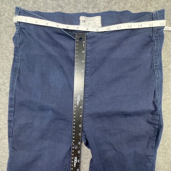 Free People High Rise Frayed Hem Skinny Jeggins Navy Blue Size 31 - Picture 6 of 10